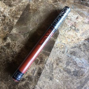 Kat Von D Vampira Liquid Lipstick
