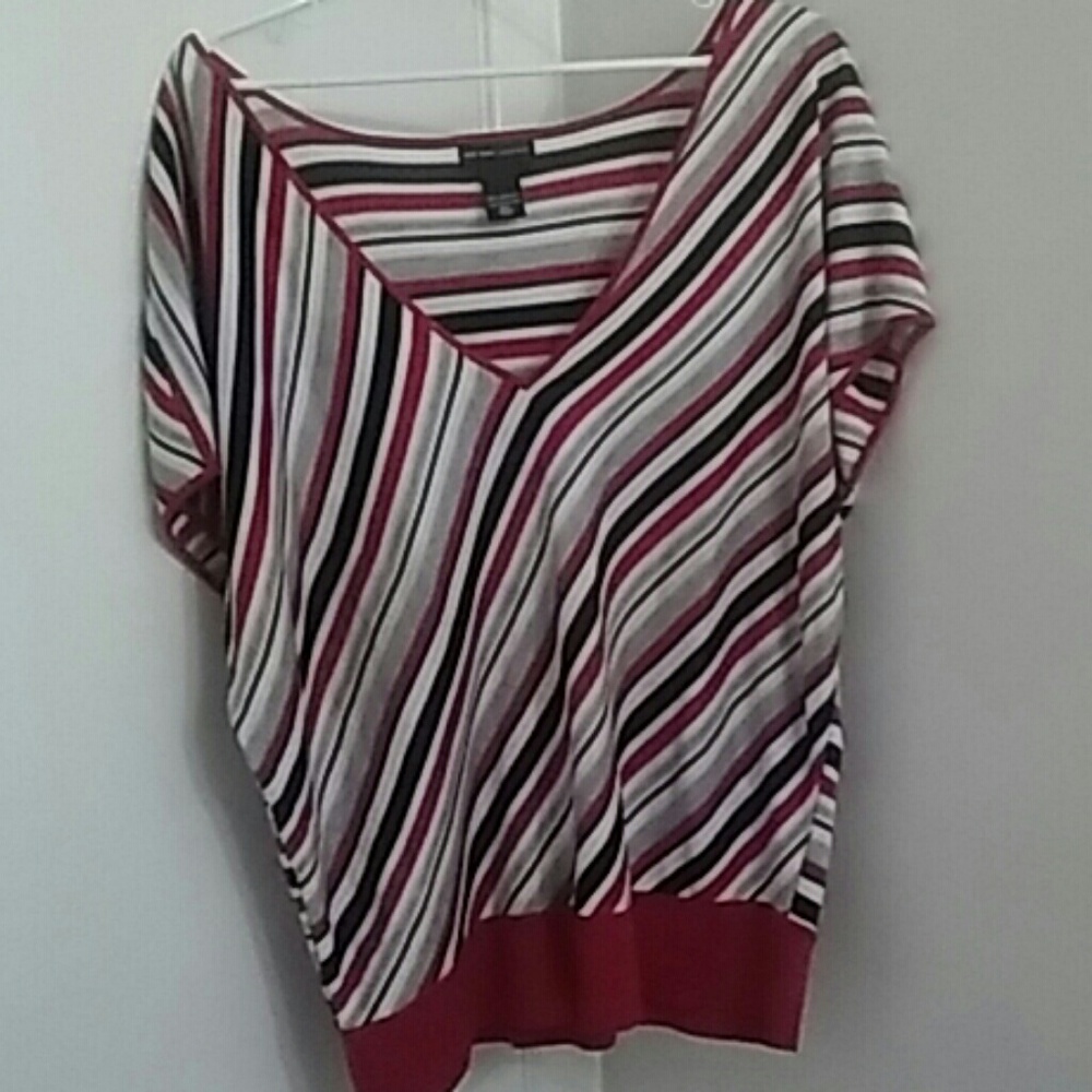 Red, Black & White Casual Blouse