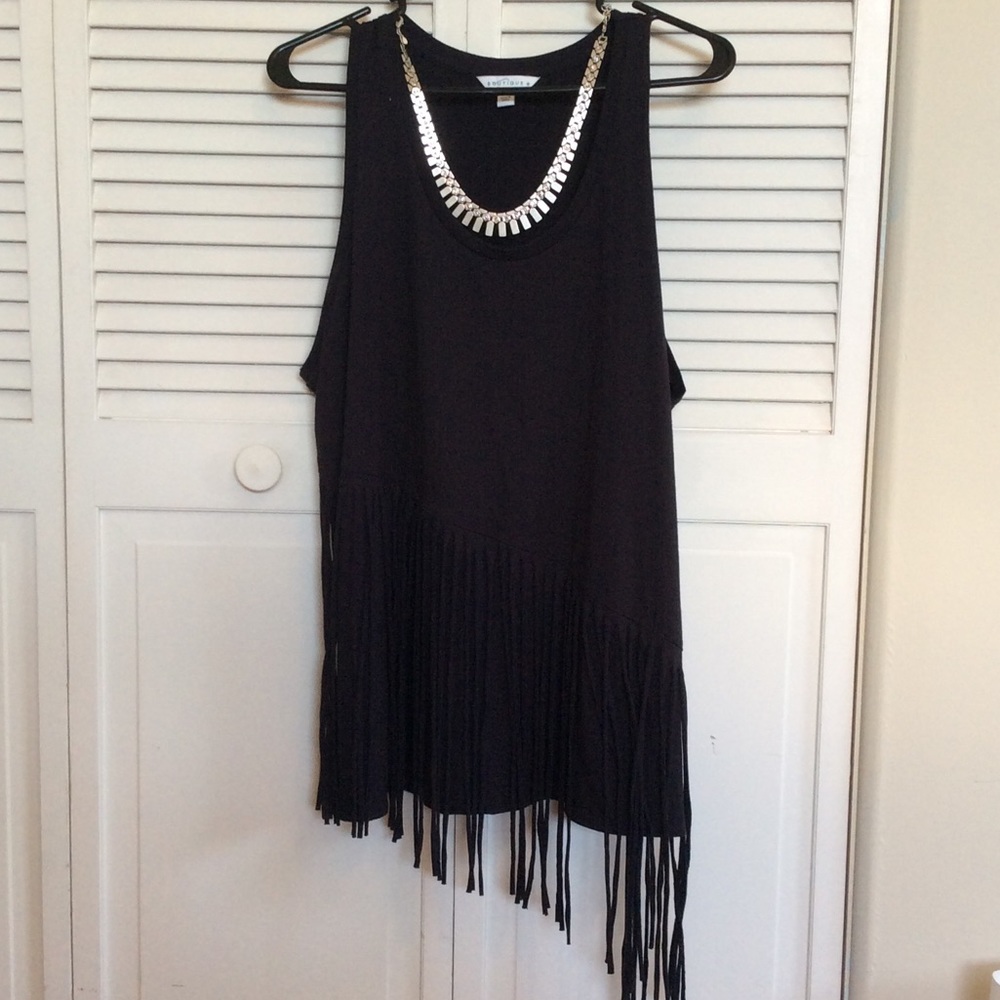 Black fringe top 🎉🍾