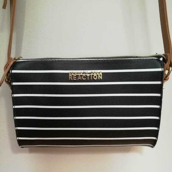 KENNETH COLE MINIMALIST CROSSBODY - Picture 3 of 4