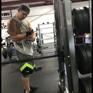 Meet your Posher, Tanner