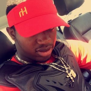 Meet your Posher, Rayvon