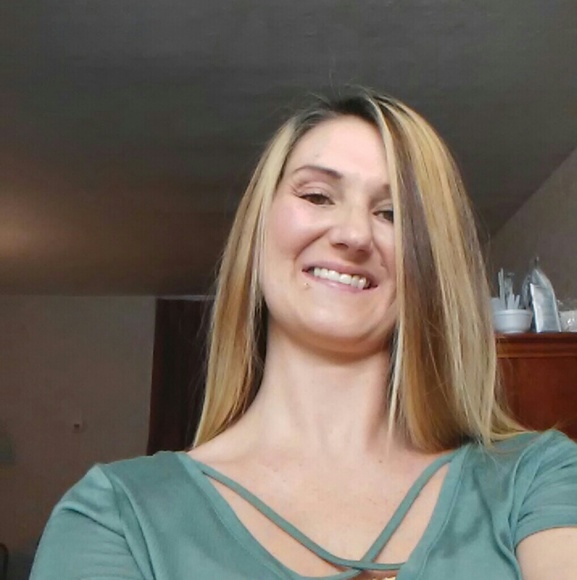 Meet your Posher, Autumn - Picture 1 of 1