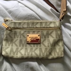 Wristlet MK