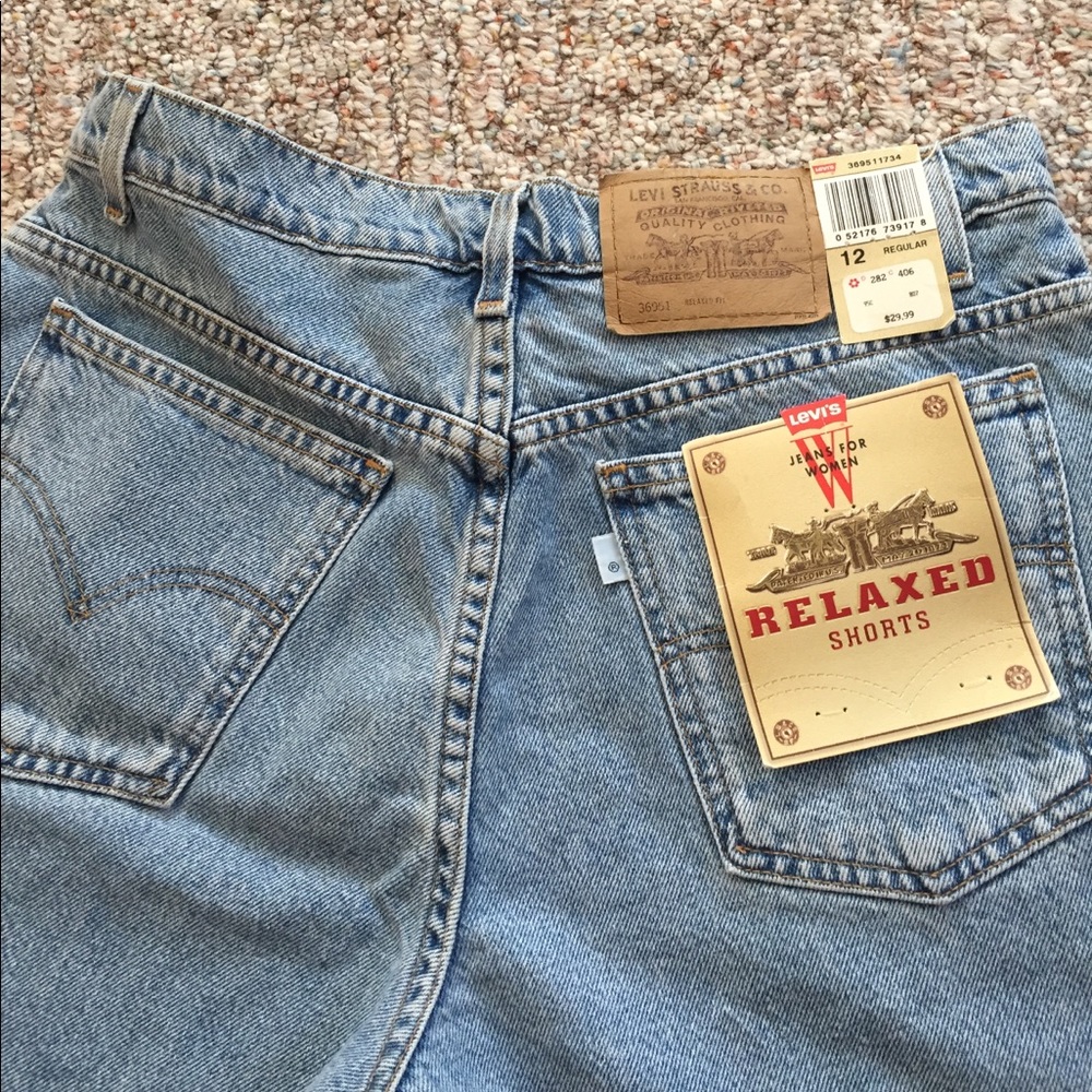 Women's high waisted Levi's