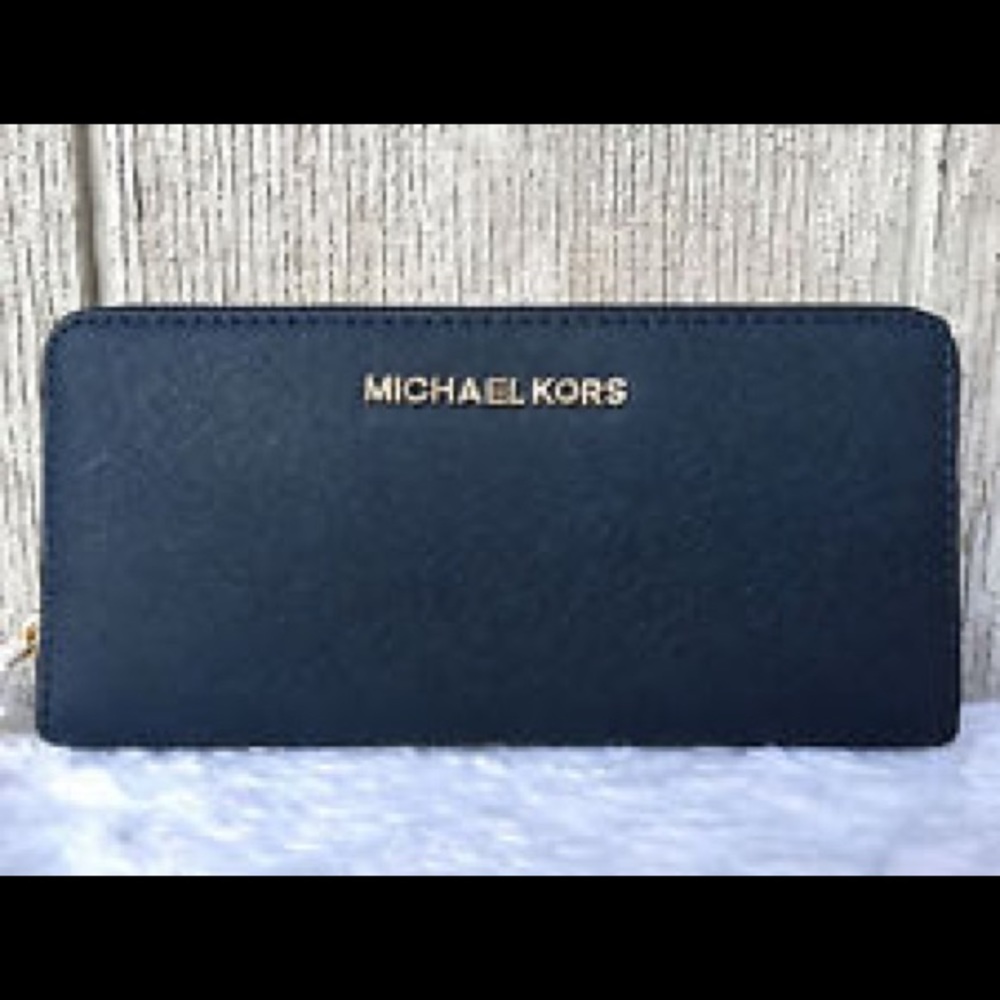 New michael kors wallet navy blue