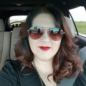 Meet your Posher, Rachael