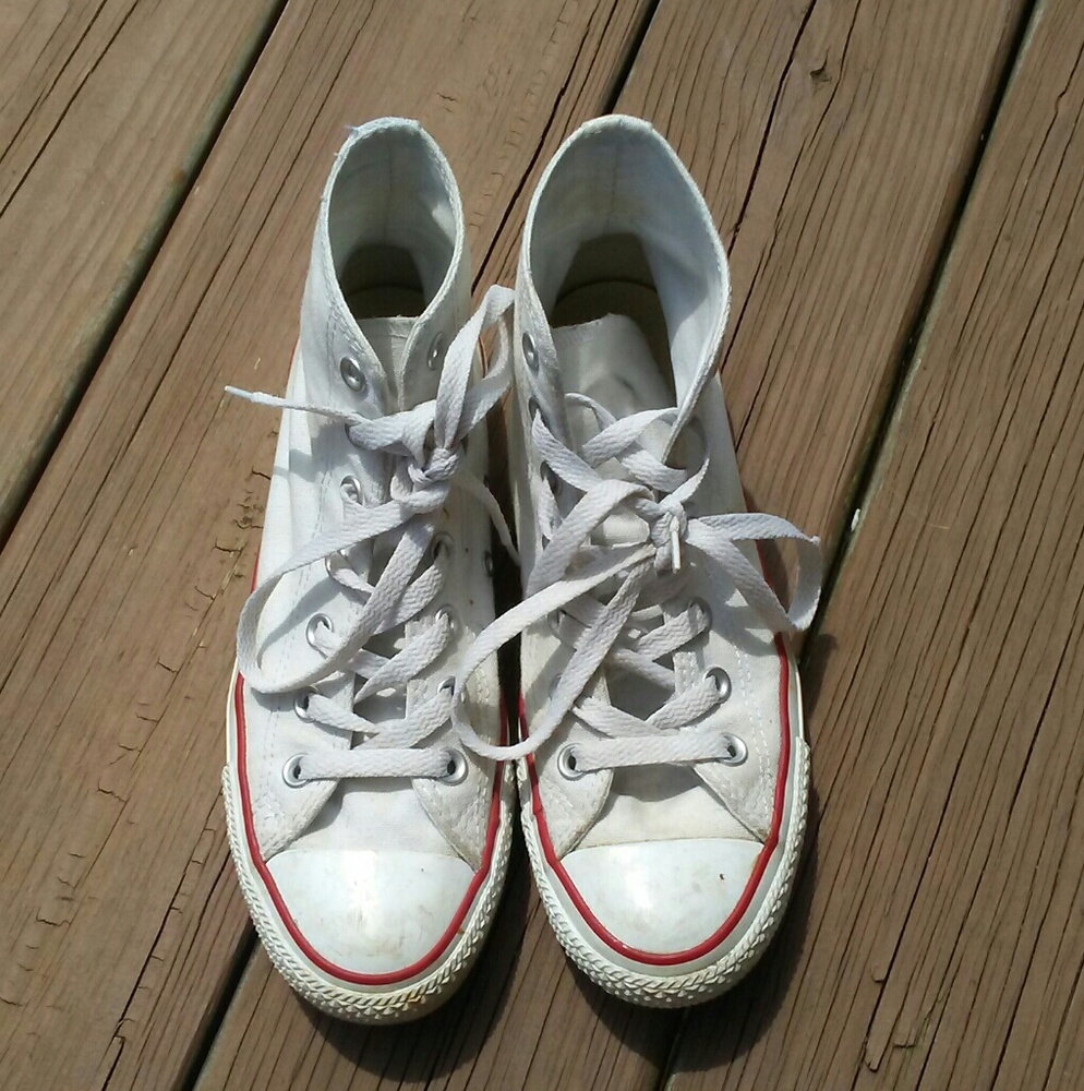 Hold trade White high top converse