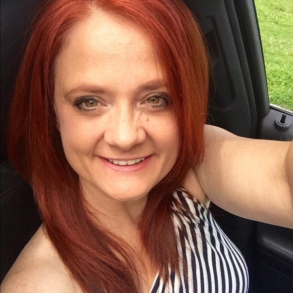 Meet your Posher, Teresa - Picture 1 of 1