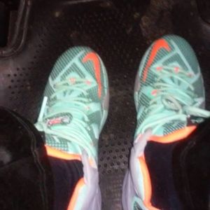 Meet your Posher, Edward