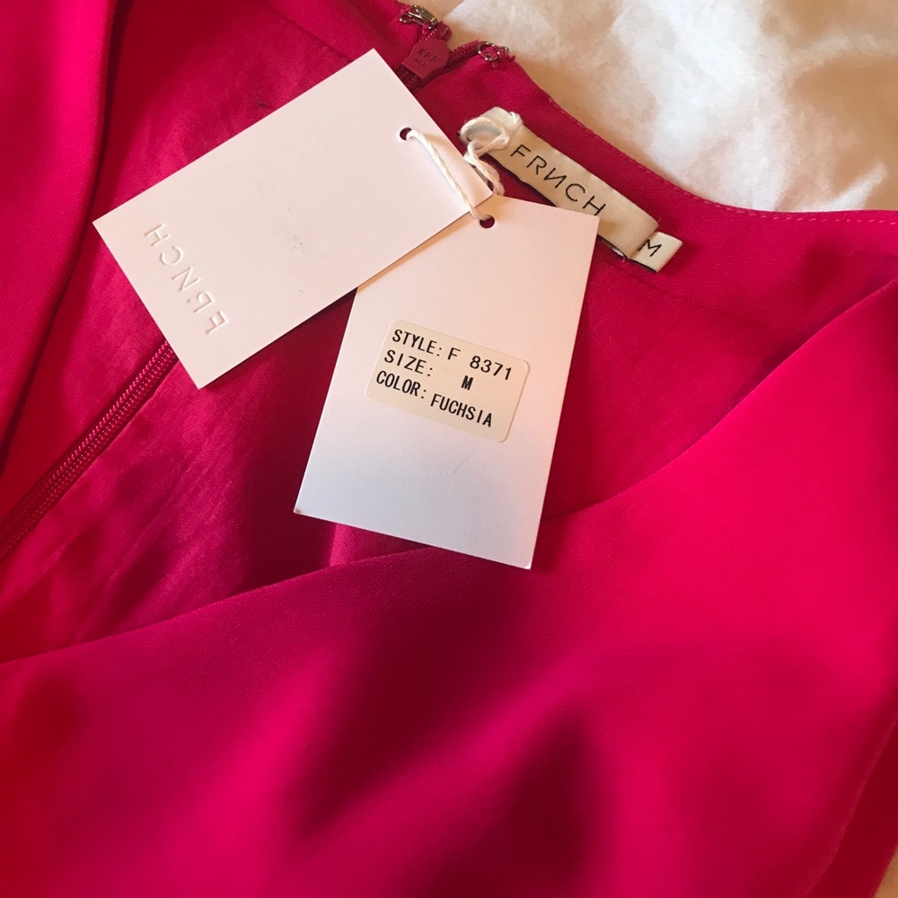 NWT Sleeveless romper - Picture 4 of 5