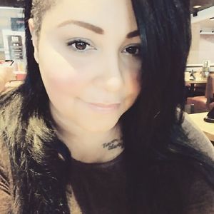 Meet your Posher, Kendra