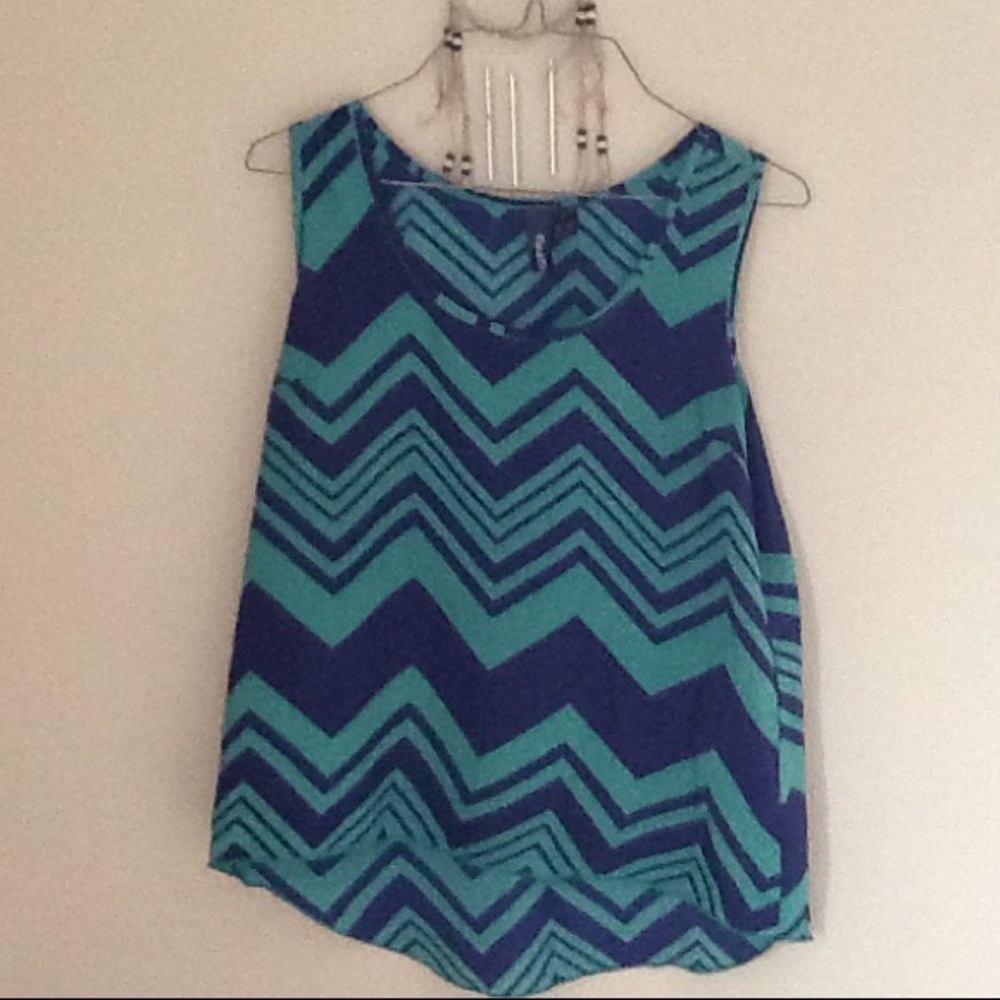 Polyester zig zag striped tank top