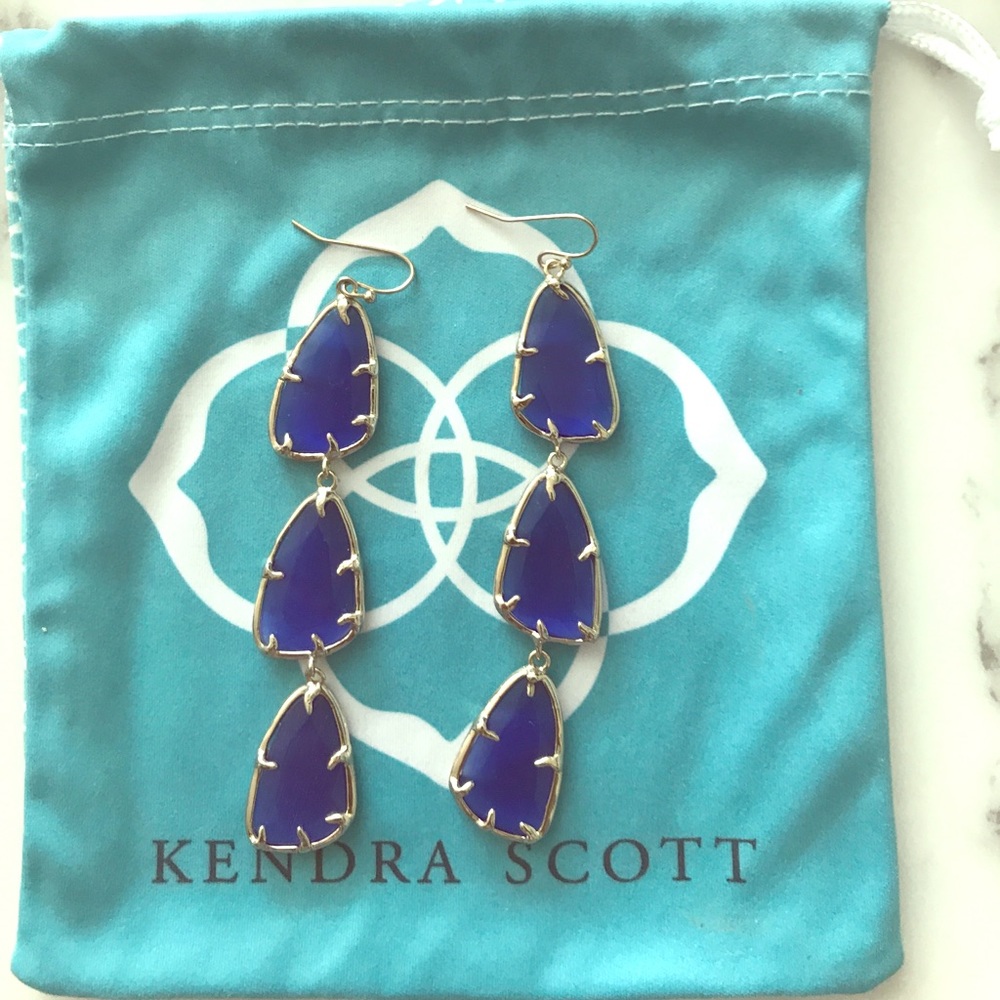 Royal blue Kendra Scott drop earrings!