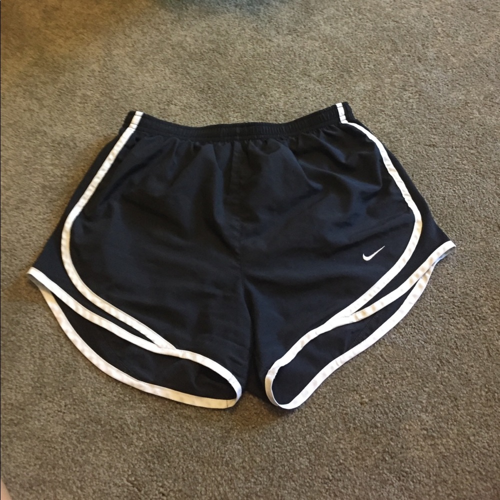 women's nike running shorts