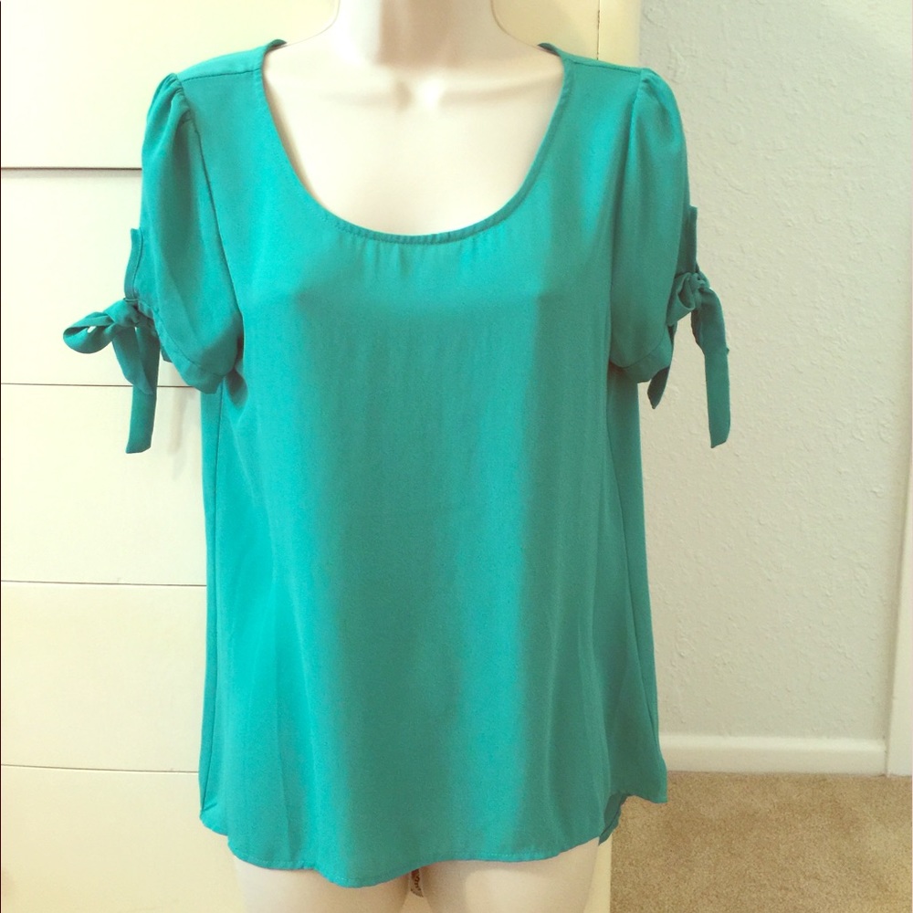 Meraki clothing green tie sleeve Top Small