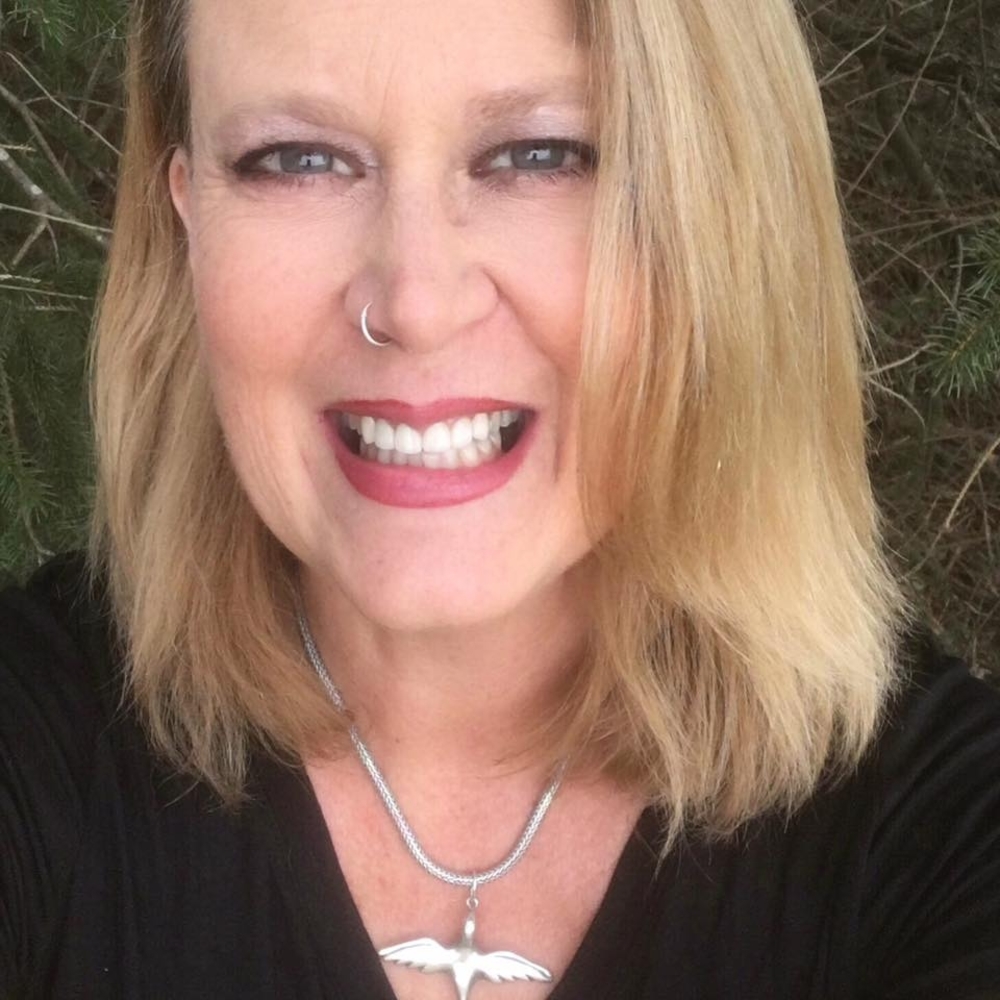 Meet your Posher, Deanna
