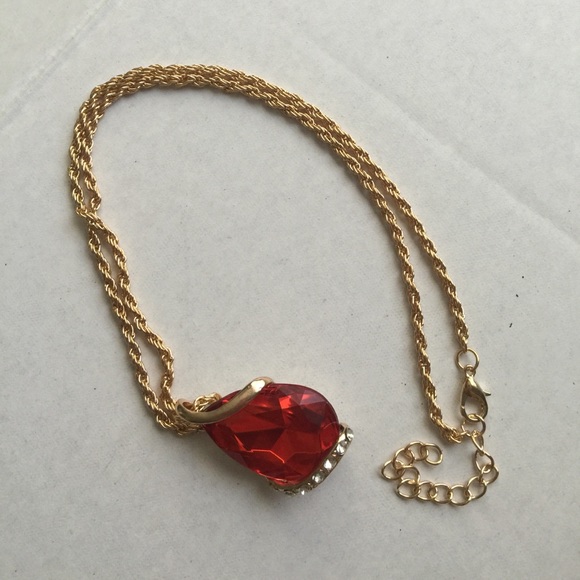 2 pc Set Red Crystal Water Drop Necklace Earrings - Picture 2 of 3