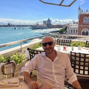 Meet your Posher, James