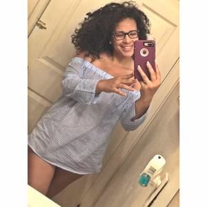 Meet your Posher, Leslie