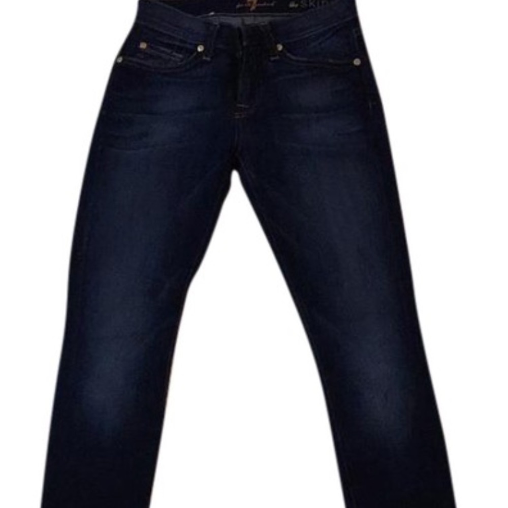 Dark wash skinny jean