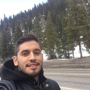 Meet your Posher, Cesar