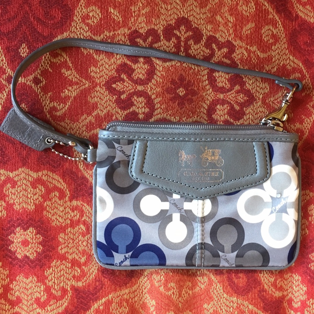 Coach Wristlet with no signs of wear