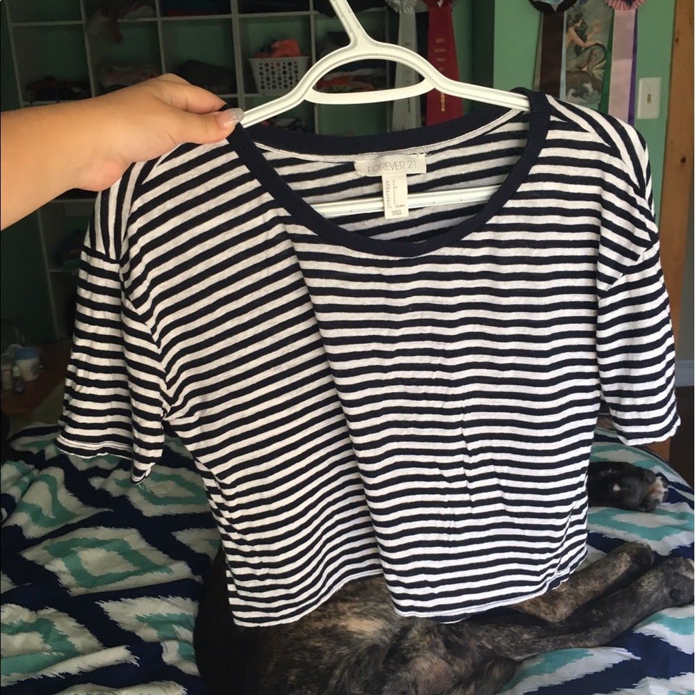Forever 21 black and white striped tshirt