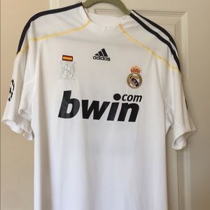 Never worn Real Madrid Ozil jersey