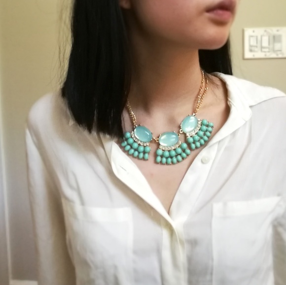 Mint Statment Necklace - Picture 2 of 2