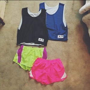 WORKOUT BUNDLE 2 SHORTS & 2 TANK REVERSIBLE TOPS🌈