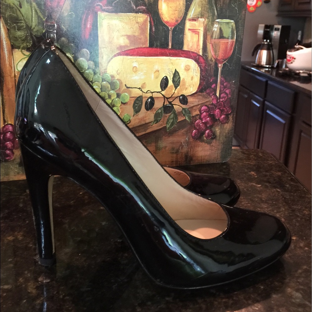 Never worn