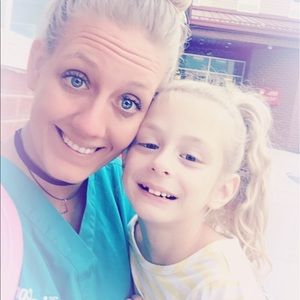 Meet your Posher, Casey