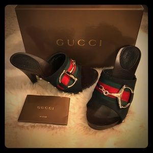 Gucci Sand. Tess. S. Gomma