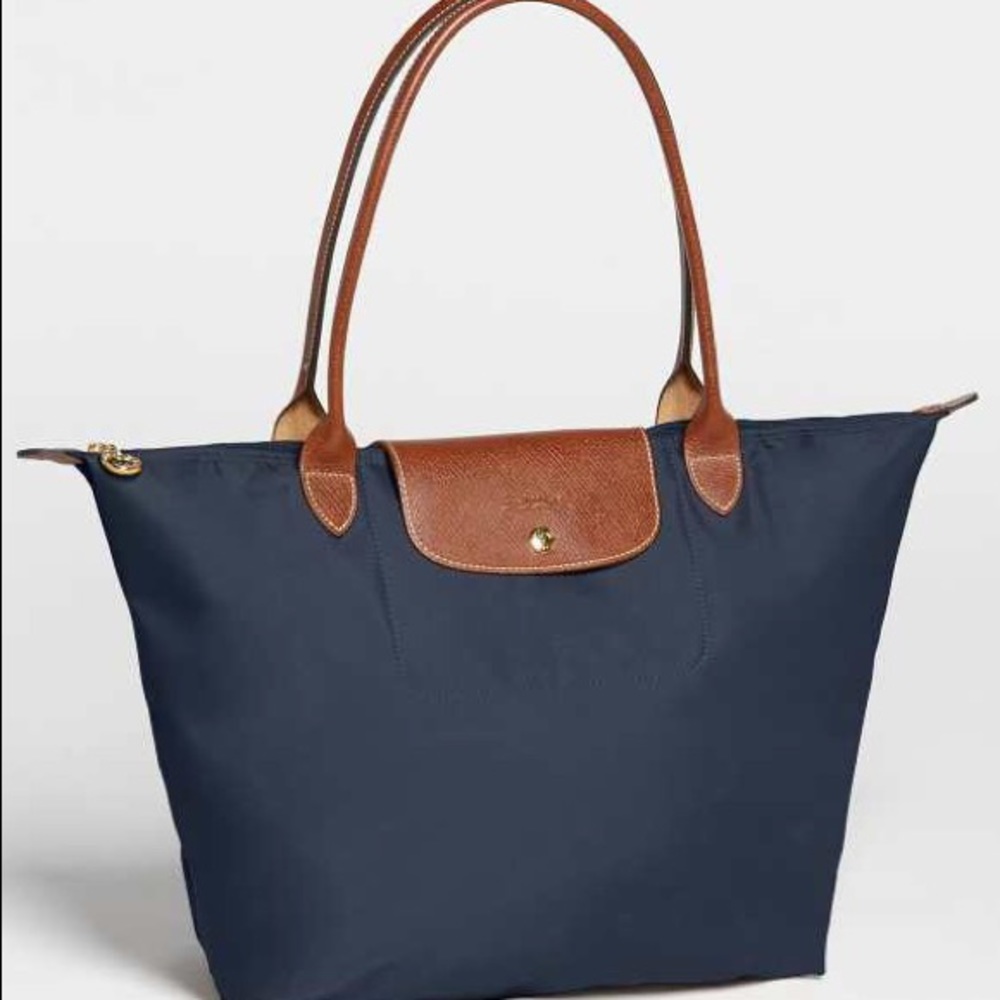 USED Navy blue small longchamp Le Pliage