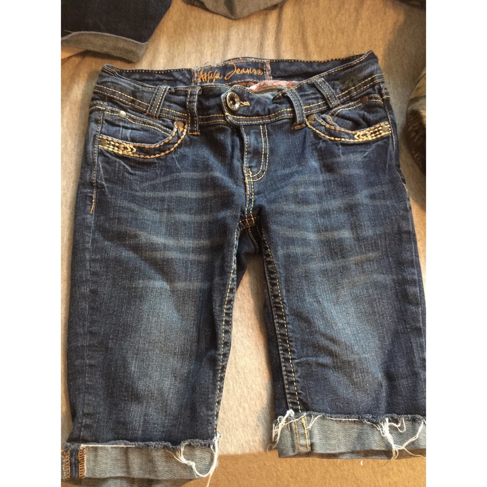 Capris