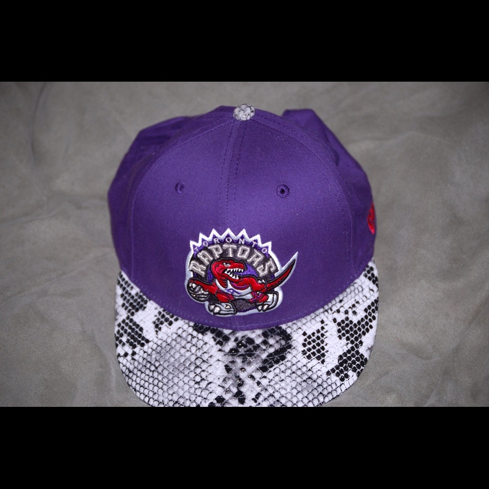 Toronto Raptors SnapBack