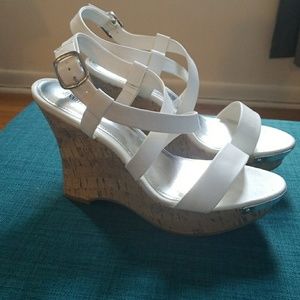 Like New!! JLo white wedges decent offers excepted