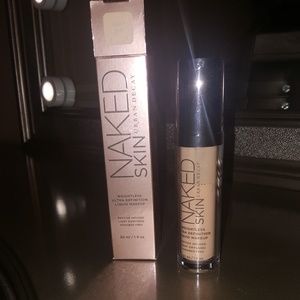 Urban decay naked skin liquid foundation