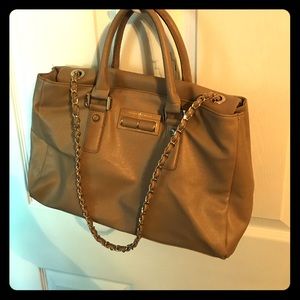 Ivanka trump handbag