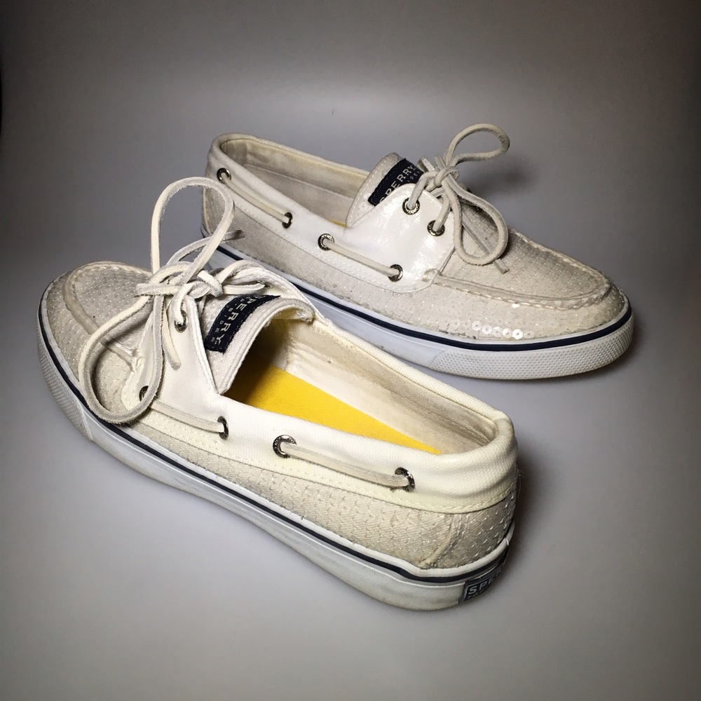 White Sequence Sperry Sz 7 - image 3