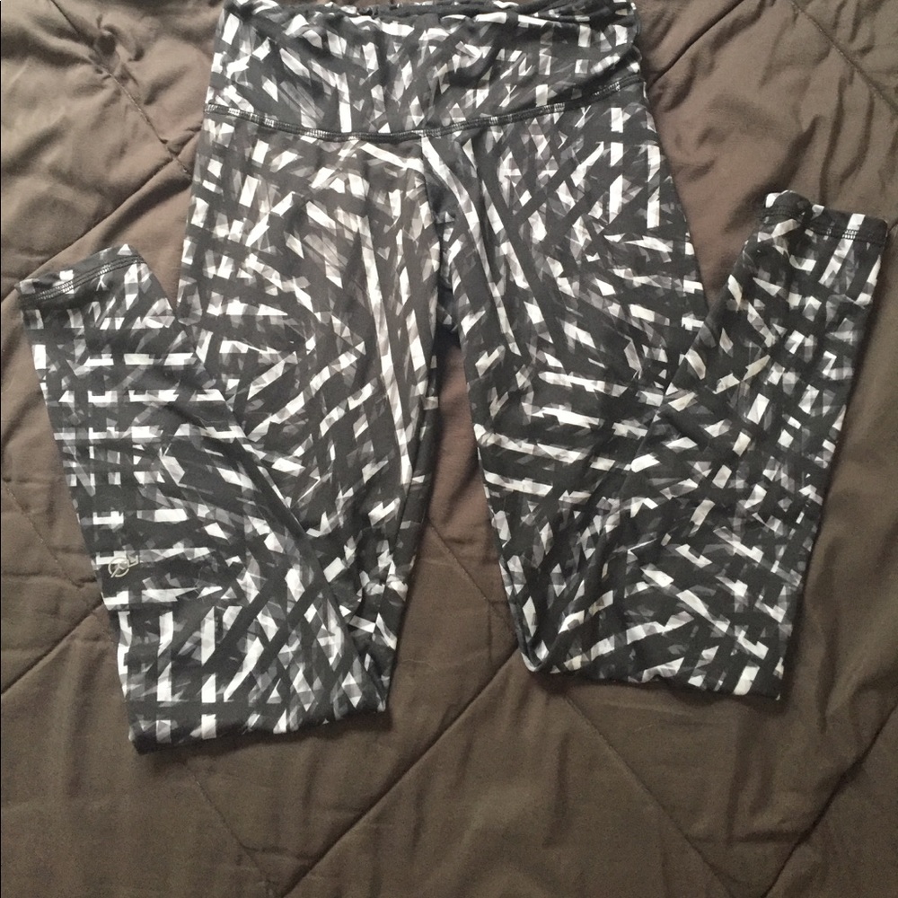 Flywheel workout pants