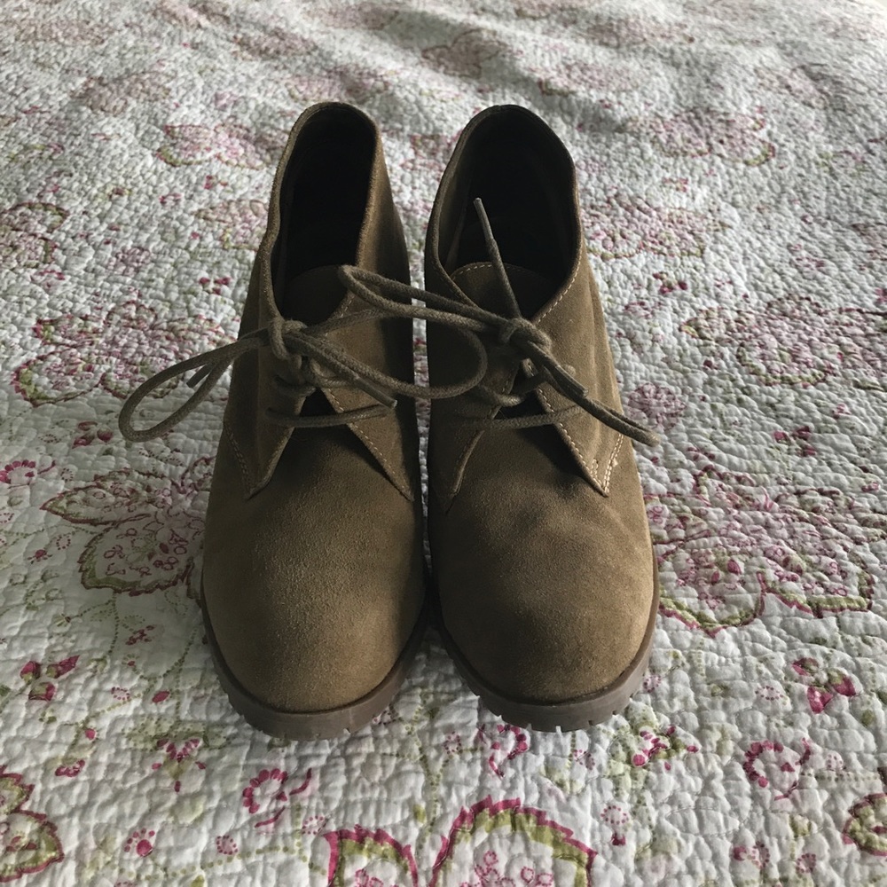 Audrey Brooke Sasha Heeled Booties