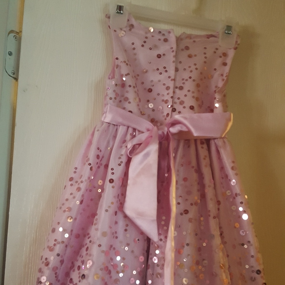 pink dress - Picture 2 of 2