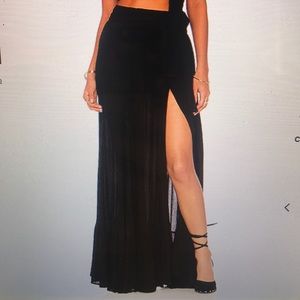 Wildfox couture black maxi wrap skirt size small