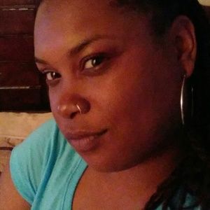 Meet your Posher, Sharida