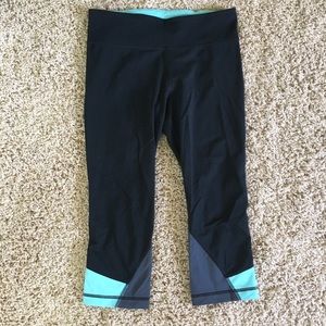 Women's Under Armour Capri Pants