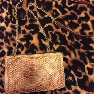 Antonia Melani crossbody bag