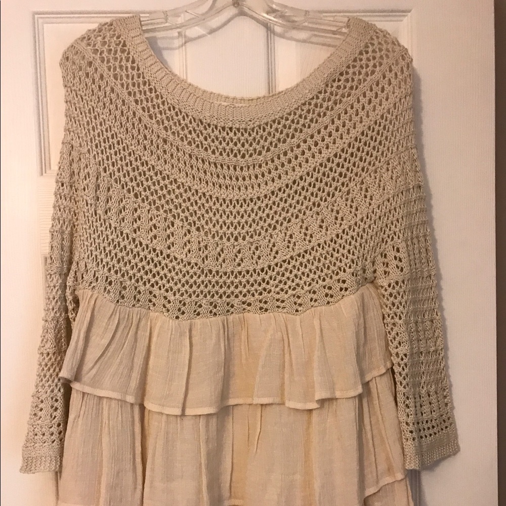 💓 Adorable Ruffled Top💓