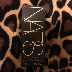 Authentic Nars Sheer Glow Foundation